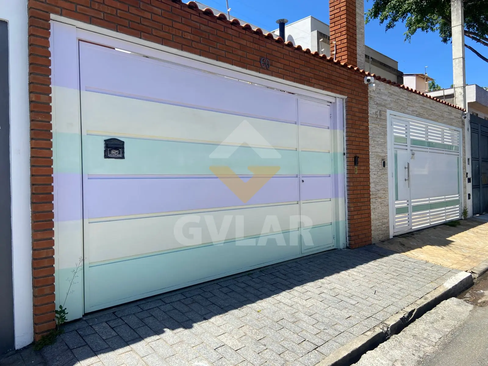 SOBRADO NA MOOCA - ÓTIMA LOCALIZAÇÃO - VENDA E LOCAÇÃO